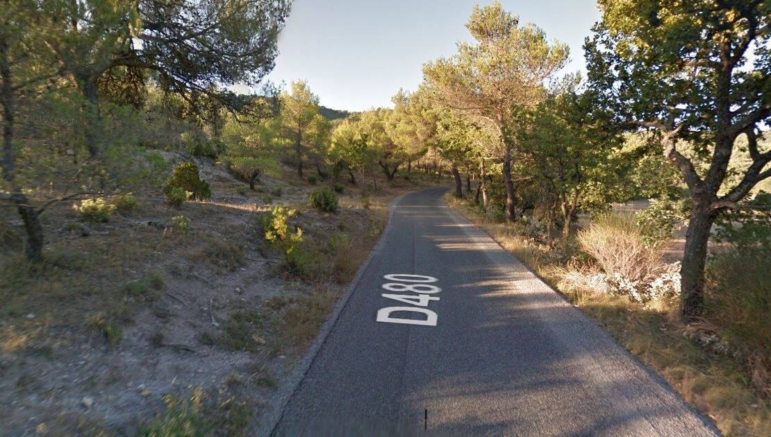 Un poids lourd se couche sur la chaussée, la RD480 coupée à la circulation dans le Var