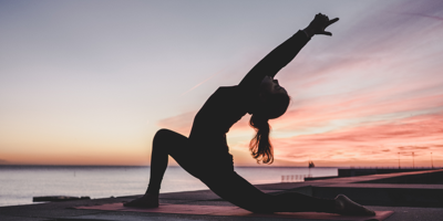 5 postures simples pour débuter le yoga