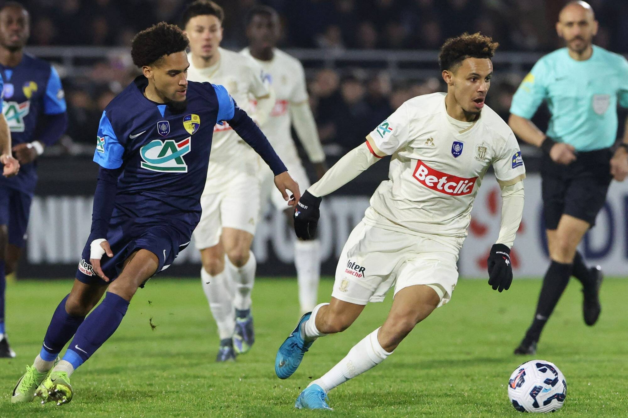 La terrible désillusion de l'OGC Nice battu chez les amateurs de Saint-Brieuc (2-1) en Coupe de France