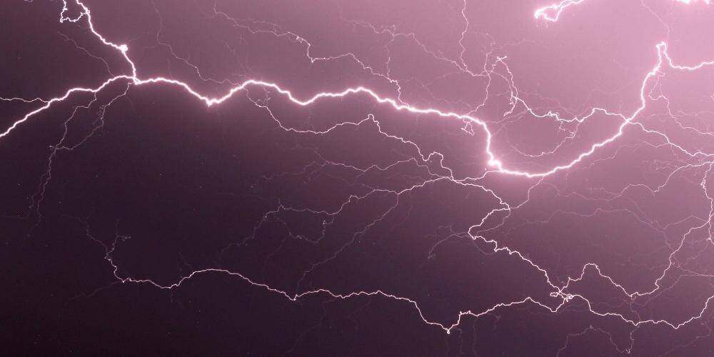 Deux randonneurs espagnols grièvement blessés par la foudre dans les Pyrénées