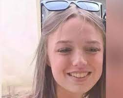 "Je me suis dit qu'elle marchait drôlement vite": il a vu Lina avant sa disparition, l'ancien maire témoigne