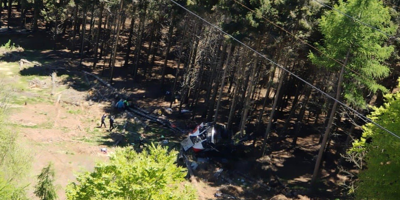 Chute d'un téléphérique en Italie: le bilan de la catastrophe s'alourdit à 13 morts