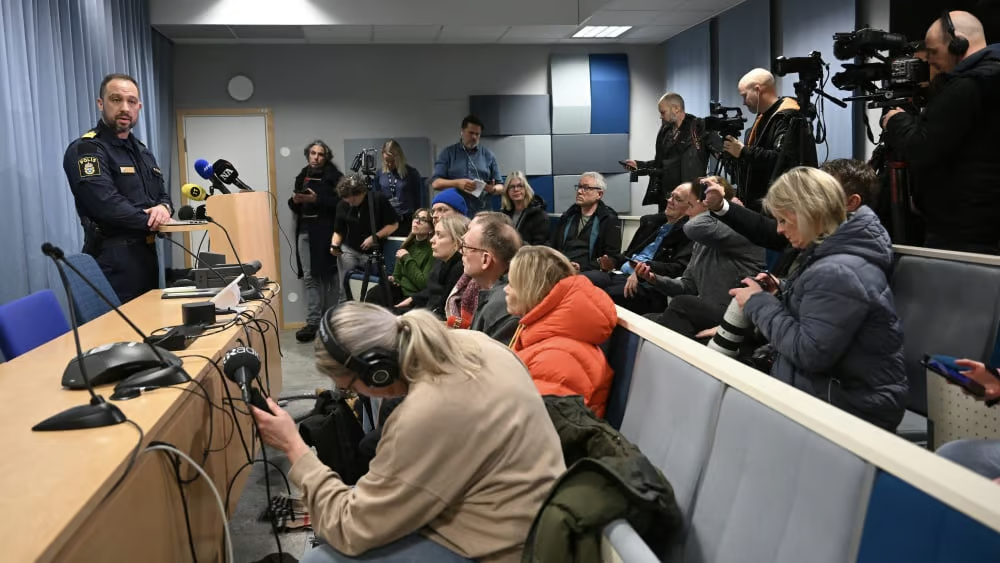 "Une dizaine" de personnes tuées dans la fusillade dans un centre d'enseignement en Suède