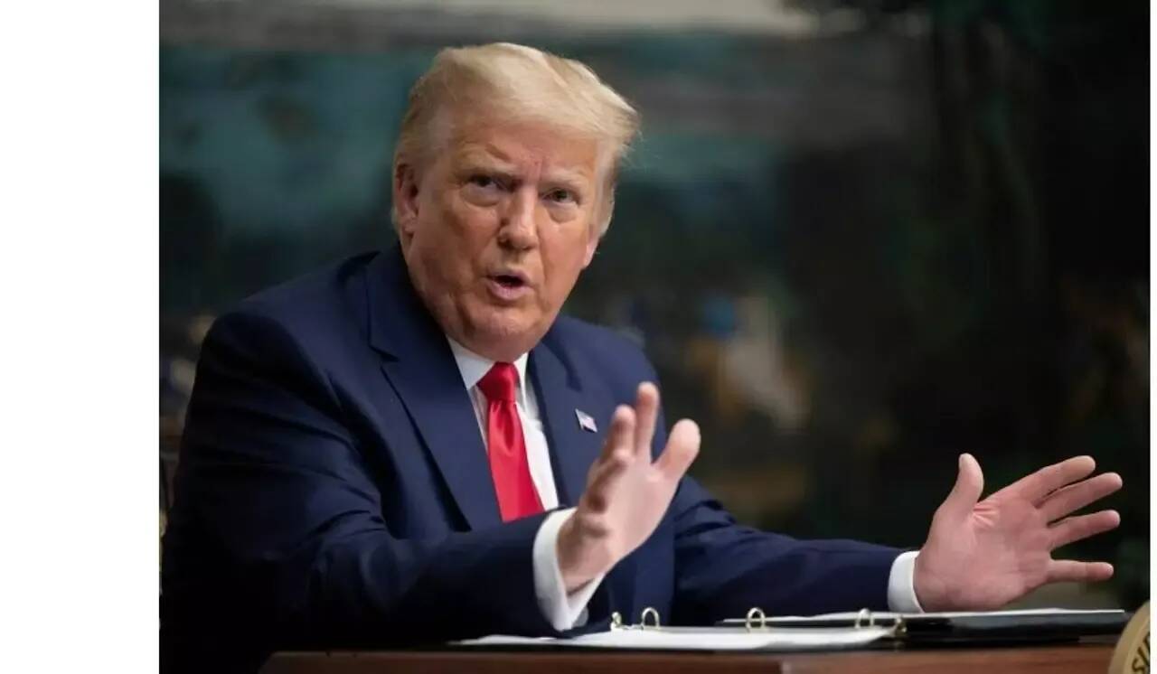 "Nous empêcherons les hommes de pratiquer les sports féminins": Donald Trump signe un nouveau décret contre la population transgenre