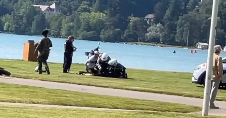 "Il s'attaquait clairement aux bébés": le récit glaçant d'un témoin de l'attaque au couteau dans un parc d'Annecy