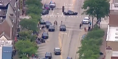 Des coups de feu lors d'une parade dans le nord des Etats-Unis, plusieurs victimes selon des médias