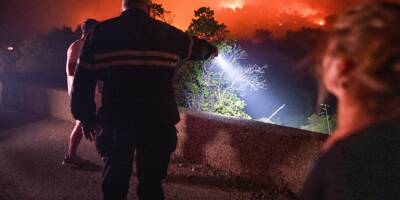 Incendie monstre dans le Var: près de 1.500 personnes accueillies dans la nuit à Bormes