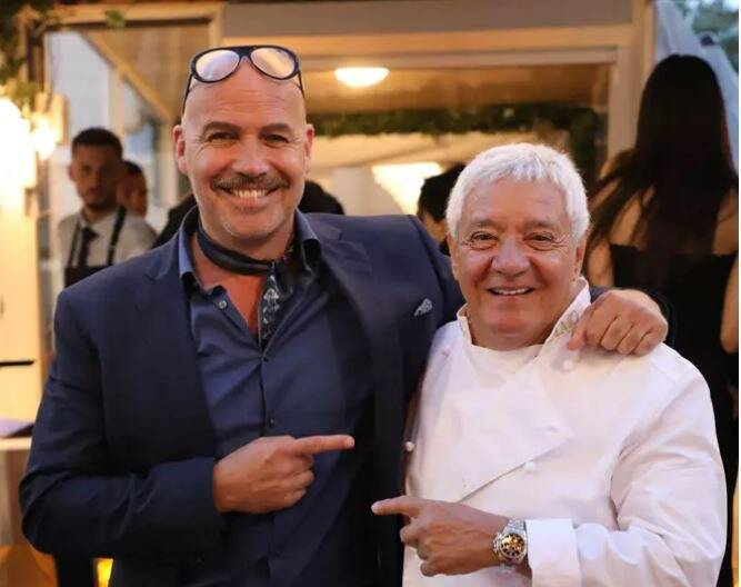 Festival de Cannes: on sait quelles stars se sont invitées à la table de Mamo à Antibes depuis le début de la quinzaine